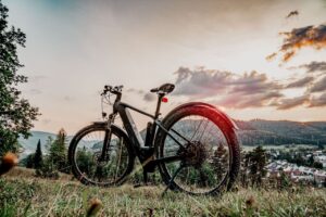 高齢者にとって20インチ電動自転車は安全か